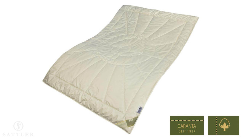 Leichte Bettdecke aus Bio Baumwolle mit Premium-Steppung für optimale Körperanpassung